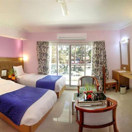 Jyothis Residency Hotel Kolluru Bagian luar foto