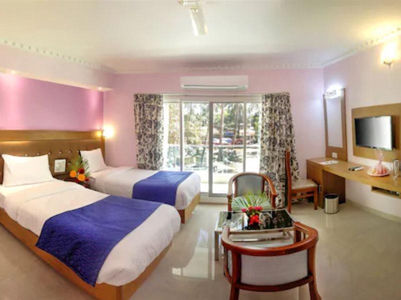 Jyothis Residency Hotel Kolluru Bagian luar foto